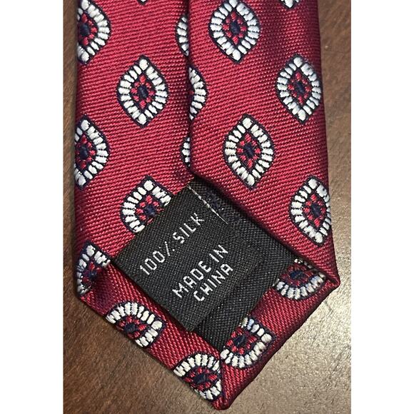 Jos. A. Bank Executive Collection Red Blue 100% Silk Mens Neck Tie Made In China - Picture 7 of 9
